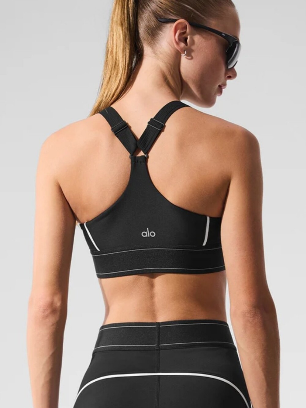 ALO Yoga Black Sports Bra with White Piping - Picture 2 of 11